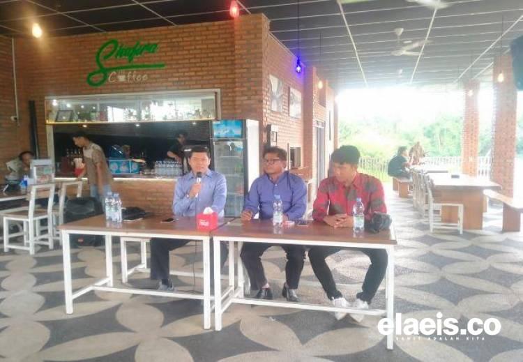 Legislator Manahara Perjuangkan Petani Sawit yang Berkonflik dengan PT HTI
