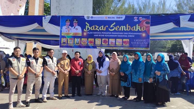 Petani Sawit Diminta Manfaatkan Bazar Sembako