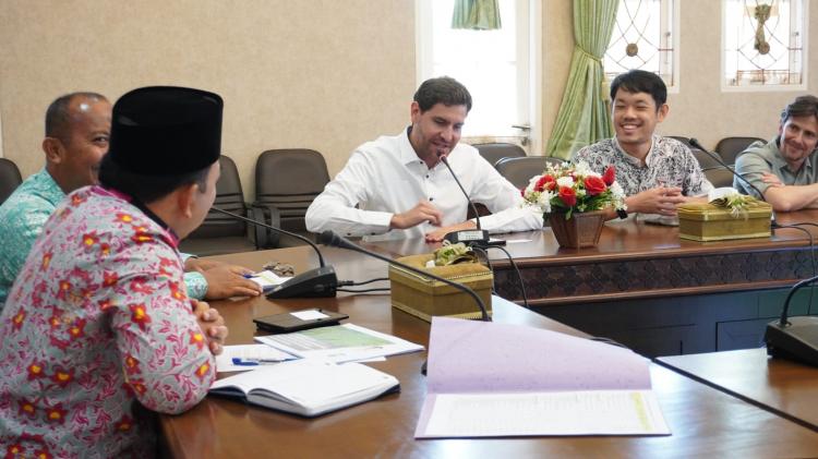 Soal Sawit Berkelanjutan di Siak, Swiss Siap Kucurkan Dana Besar