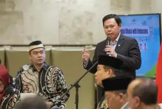 Subsidi Pupuk untuk Sawit dan Karet Dicabut, tapi Nikel Kok Dapat Tax Holiday?