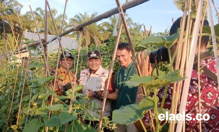Cara Sari Aditya Loka Mengajak Warga SAD 'Naik Kelas'