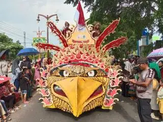 Perusahaan ini Kampanyekan Sawit Berkelanjutan di Karnaval Mobil Hias