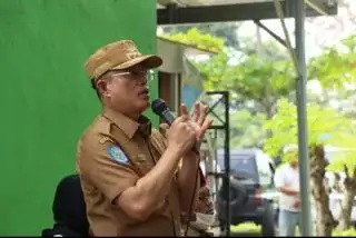 Produktivitas Kebun Sawit di Daerahnya Lesu, Bupati Ini Sarankan Petani Jadi Buruh Harian