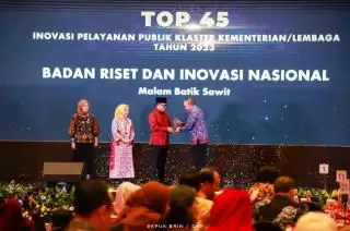 Malam Batik Sawit Inovasi BRIN Raih Penghargaan Top 45 Pelayanan Publik