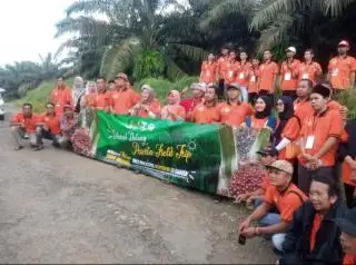 Regenerasi Terancam, Pemerintah Diminta Beri Insentif Modal Usaha kepada Petani Milenial
