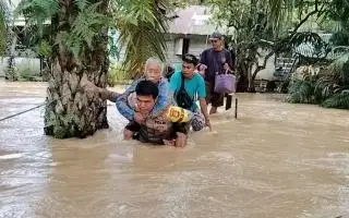 Banjir, Lansia Dievakuasi dari Kawasan Perkebunan Sawit