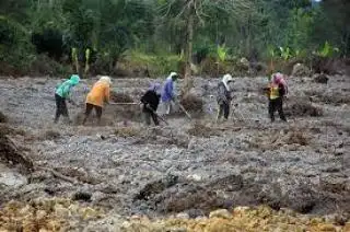 Petani Pasir Mandoge Dirikan KPKS Rakyat SPI