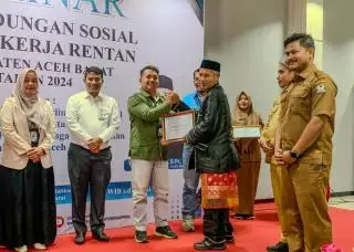 Perusahaan Sawit ini Tanggung Iuran Jamsostek dan BPJS Kesehatan Pekerja Rentan