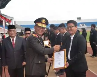 Berkontribusi Bagi Masyarakat Yogyakarta, CEO Batik Sawit Dapat Penghargaan Pemuda Berprestasi