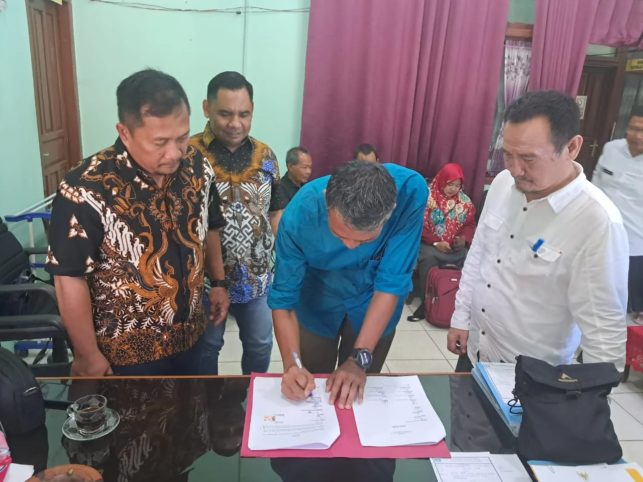 Bermitra dengan Perusahaan, Kebun Sawit Anggota Koperasi di Tempilang Siap Diremajakan