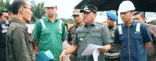 Sidak Perusahaan Sawit Terindikasi Olah TBS dari Hutan Lindung, ini Ancaman Bupati Kuansing