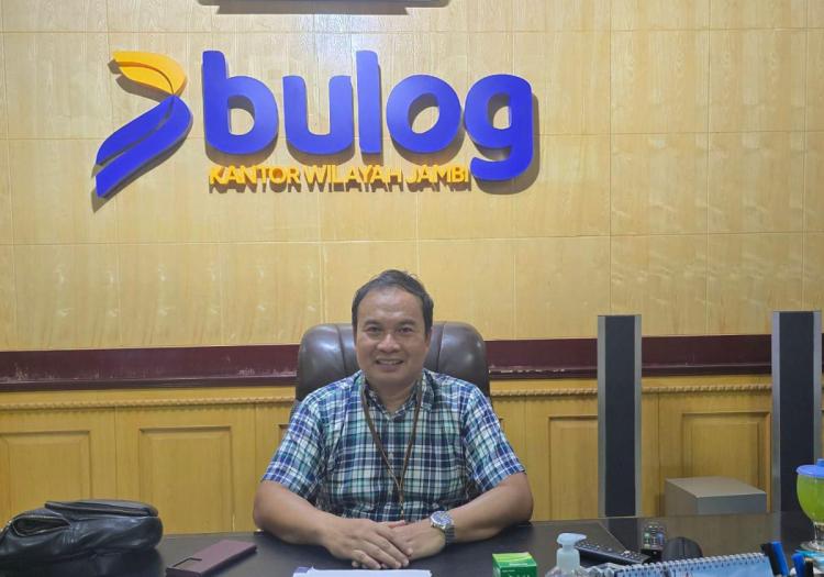 Kakanwil Bulog Jambi Pastikan Persediaan Beras dan Minyak Goreng Cukup Sampai Lebaran