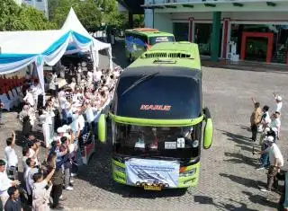 Senyum Bahagia 1020 Pemudik PTPN IV Palm Co Ke Berbagai Kota di Indonesia