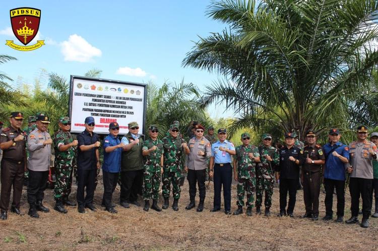 Satgas PKH Kuasai 2.429 Hektare Lahan Sawit Ilegal di Bombana