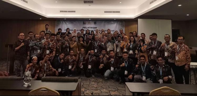 Petani Sawit Batubara Ikut Pelatihan Penguatan Kelembagaan