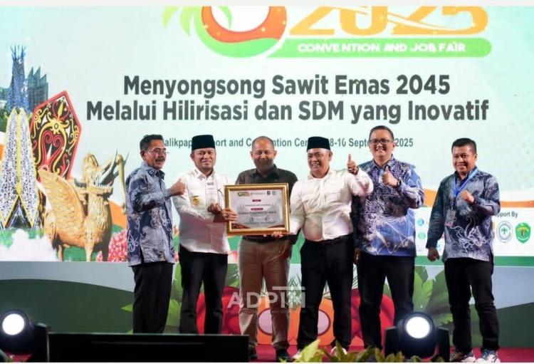 Kaltim Cetak 4,3 Juta Ton CPO, Rudy Mas'ud Kini Disebut Gubernur Sawit