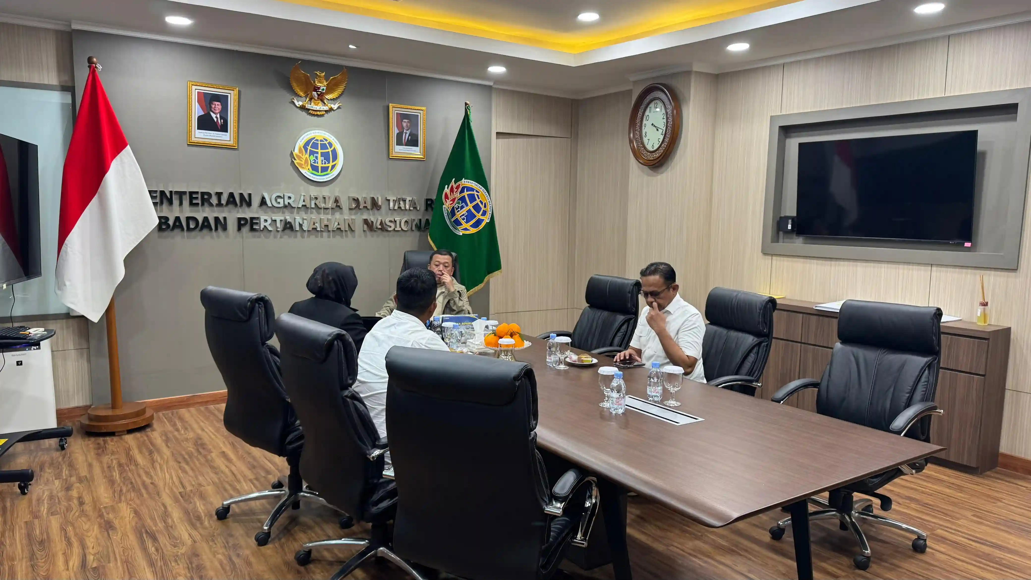 Temui Menteri ATR, Bupati Siak Minta Sedikit Lahan Sawit PT Ivo Mas untuk Rakyat Kandis