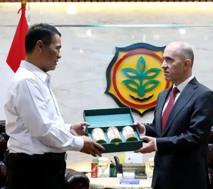 Lebanon Berebut CPO dan Kelapa Indonesia, Mentan Amran Langsung Tancap Gas Ekspor