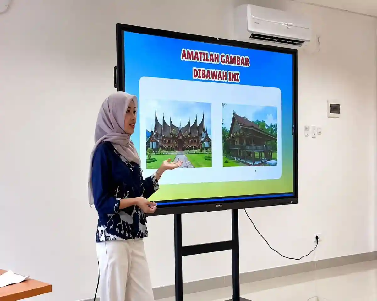 Dari Pedalaman Menuju Kampus: Kisah Dua Anak Perempuan Orang Rimba Meraih Pendidikan Tinggi